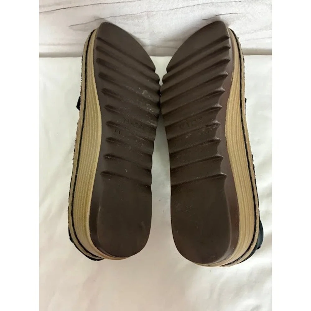 Naot black leather
